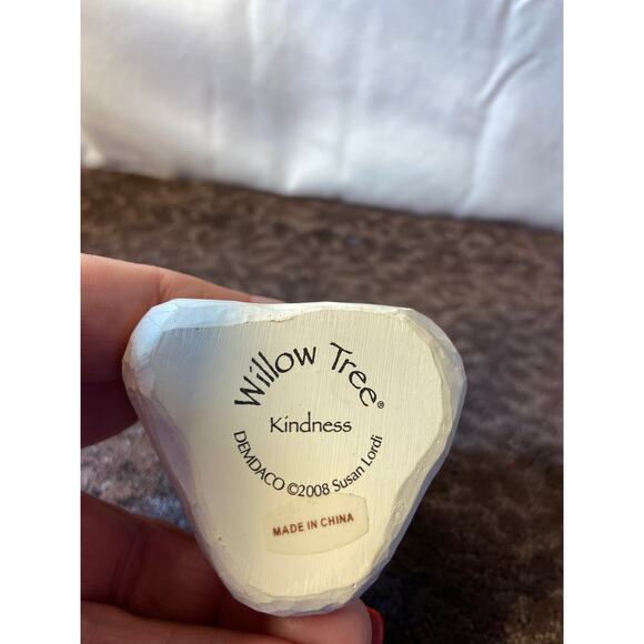 Willow Tree Kindness 2008, Susan Lordi - Picture 5 of 6